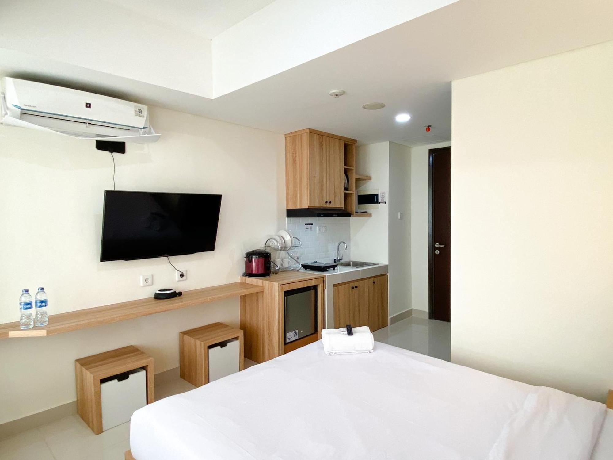 Simply Look Studio Room Pollux Chadstone Apartment By Travelio Cikarang Exteriör bild